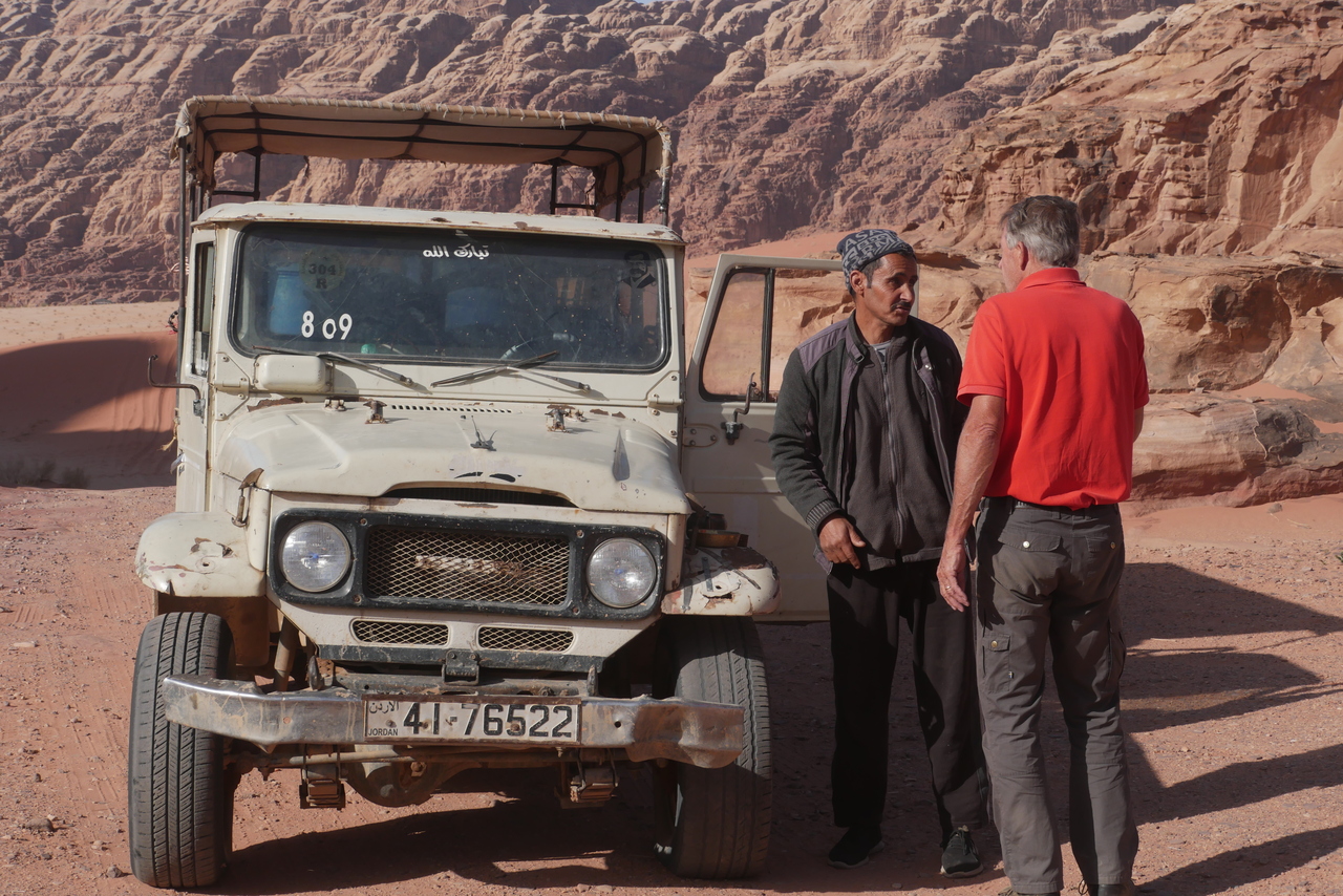 Another aging Land Cruiser